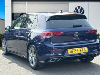 Used VW Golf VIII R-line 147 HP (108 kW) 2024 Blue Hatchback