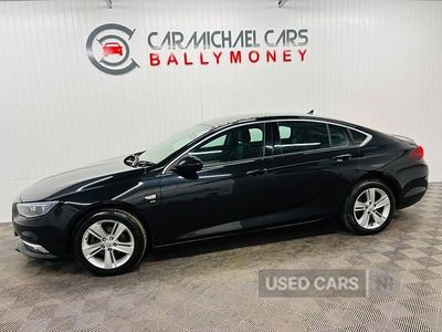 Used Vauxhall Insignia SRi 136 HP (100 kW) 2019 Black Hatchback