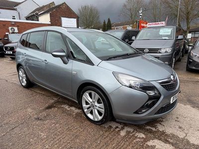 Used Vauxhall Zafira Tourer SRi 130 HP (95 kW) 2014 Silver MPV