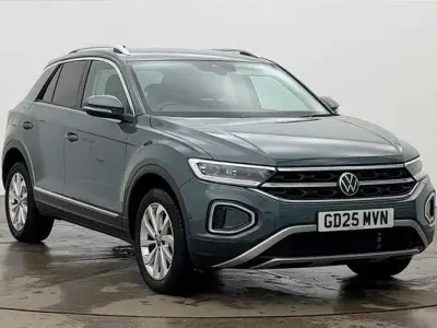 Used VW T-Roc Style 150 HP (110 kW) 2025 Blue SUV