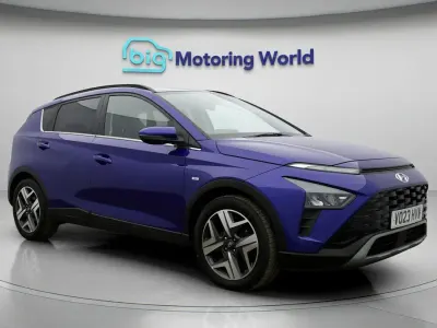 Usado Hyundai Bayon Premium 101 CV (74 kW) 2023 Azul SUV