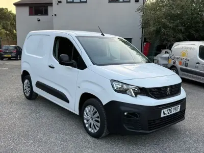 Used Peugeot Partner 131 HP (96 kW) 2020 White MPV