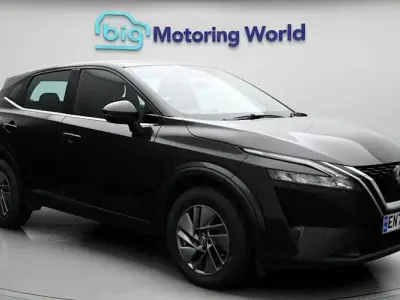 Używany Nissan Qashqai Acenta Premium 158 KM (116 kW) 2023 SUV
