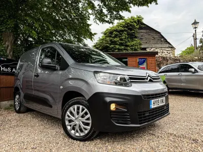 Usado Citroën Berlingo 2019 Cinzento Monovolume