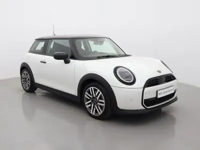 Used Mini Cooper S Hatch 201 HP (147 kW) 2025 White Hatchback