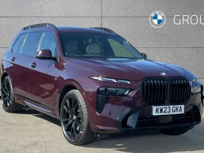 Begagnad BMW X7 M Sport 352 HK (258 kW) 2023 Lila SUV