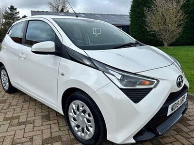 used Toyota Aygo 1.0 VVT I X PLAY 5d 69 BHP