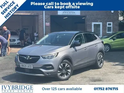 Used Vauxhall Grandland X SRi 130 HP (95 kW) 2020 Grey SUV