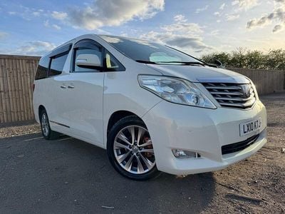 Usado Toyota Alphard 2025 Branco Monovolume