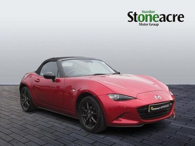 Used Mazda MX5 Inclusive 131 HP (96 kW) 2016 Red Cabriolet