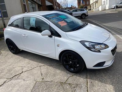 Used Vauxhall Corsa 90 HP (66 kW) 2019 White Hatchback