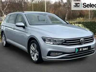 Usado VW Passat SE 147 HP (108 kW) 2020 Prateado Carrinha