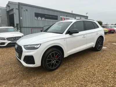 Używany Audi Q5 Comfort 204 KM (150 kW) 2022 Biały SUV