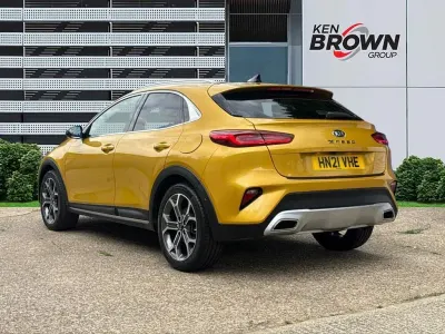 Used Kia XCeed First Edition 138 HP (101 kW) 2021 Yellow SUV