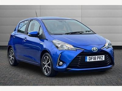 Used Toyota Yaris Hybrid 100 HP (73 kW) 2018 Nebula blue Hatchback