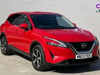 Used Nissan Qashqai N-Connecta 158 HP (116 kW) 2023 Red SUV