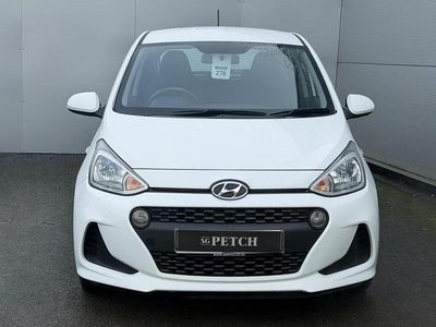Used Hyundai i10 SE 86 HP (63 kW) 2019 White Hatchback