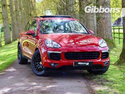Usado Porsche Cayenne 262 HP (192 kW) 2015 Vermelho SUV