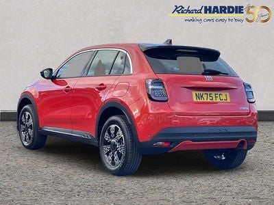 New Fiat 600 S 99 HP (72 kW) 2025 Orange SUV