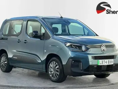 Gebraucht Citroën e-Berlingo 100 kW (136 PS) 2024 Blau Van / Kleinbus