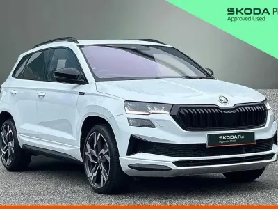 Used Skoda Karoq SportLine 150 HP (110 kW) 2025 Moon white metallic SUV