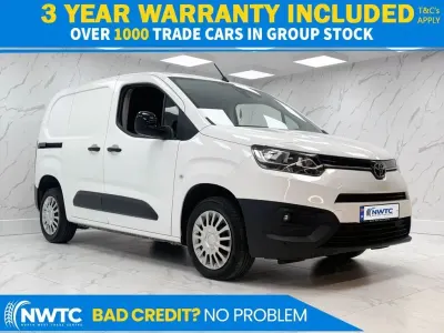 Used Toyota Proace 120 HP (88 kW) 2022 White MPV