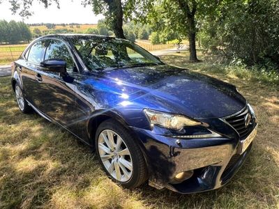Lexus IS300h