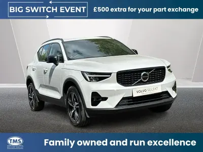 Usado Volvo XC40 Plus 163 HP (119 kW) 2022 Branco SUV
