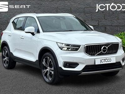 Used Volvo XC40 Inscription 161 HP (118 kW) 2021 White SUV