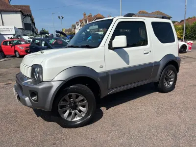 Used Suzuki Jimny Adventure 85 HP (62 kW) 2016 White/grey SUV