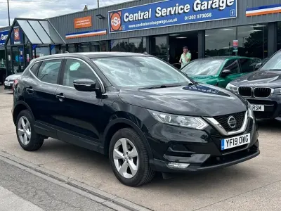 Used Nissan Qashqai Acenta Premium 140 HP (102 kW) 2019 Black SUV