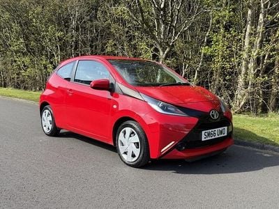 Used Toyota Aygo X-play 68 HP (50 kW) 2017 Hatchback