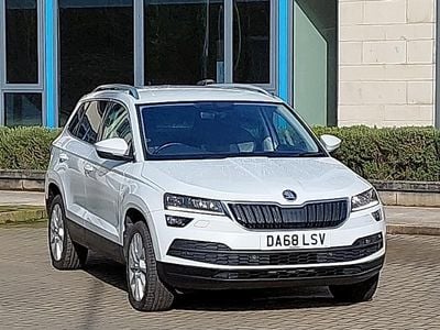 Used Skoda Karoq SE L 115 HP (84 kW) 2018 White SUV