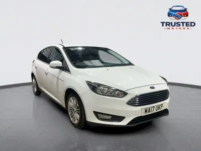 Used Ford Focus Zetec 100 HP (73 kW) 2017 White Hatchback