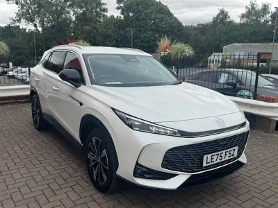 Used MG HS Trophy 224 HP (164 kW) 2025 White SUV