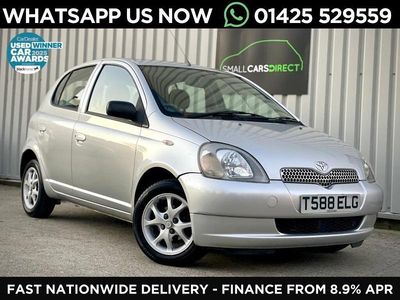 Used Toyota Yaris 67 HP (49 kW) 1999 Silver Hatchback