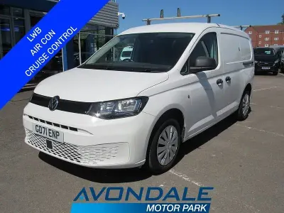 Begagnad VW Caddy S 2022 Vit Minibuss