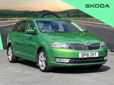 Gebraucht Skoda Rapid SE 90 PS (66 kW) 2016 Grün Kleinwagen