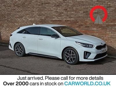 Used Kia ProCeed GT-Line 138 HP (101 kW) 2019 White Estate