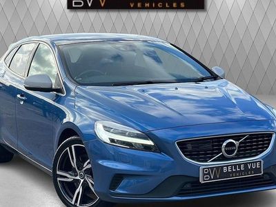 Used Volvo V40 R-Design Pro 150 HP (110 kW) 2018 Blue Hatchback