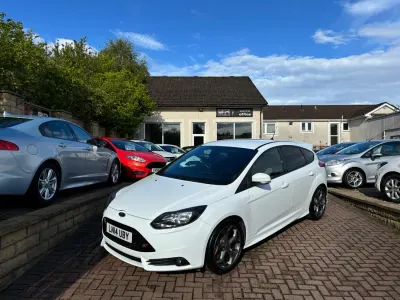 Usado Ford Focus ST 2014 Blanco Utilitario