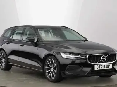 Used Volvo V60 Momentum 197 HP (144 kW) 2022 Estate