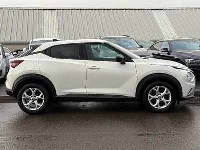Used Nissan Juke N-Connecta 114 HP (83 kW) 2022 White SUV