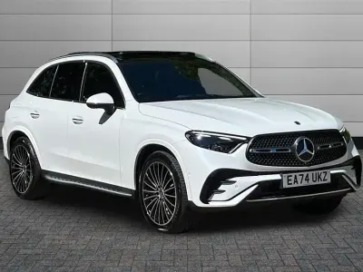 Begagnad Mercedes GLC220 AMG Line Premium Plus 197 HK (144 kW) 2024 Vit Kombi
