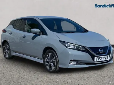 Gebraucht Nissan Leaf Tekna 160 kW (218 PS) 2021 Grau Kleinwagen