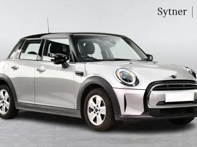 Used Mini Cooper Classic 134 HP (98 kW) 2023 Silver Hatchback