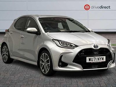 Second-hand Toyota Yaris Hybrid 116 CP (85 kW) 2021 Argintiu Hatchback