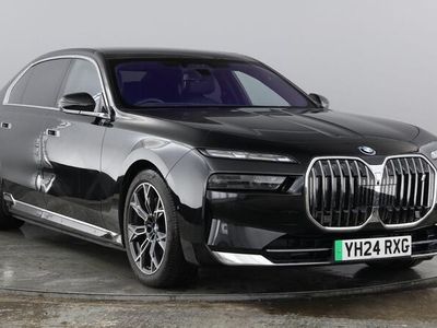 BMW i7
