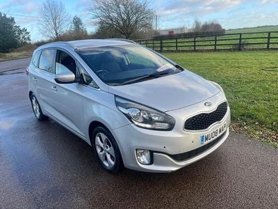 Used Kia Carens 133 HP (97 kW) 2015 Silver MPV