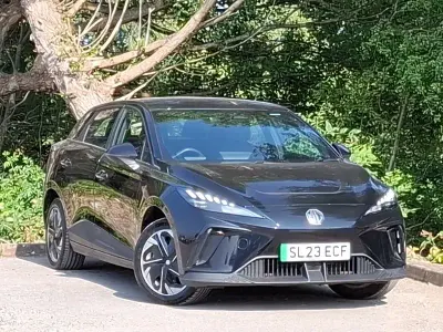 Used MG MG4 EV SE 125 kW (170 HP) 2023 Black Hatchback